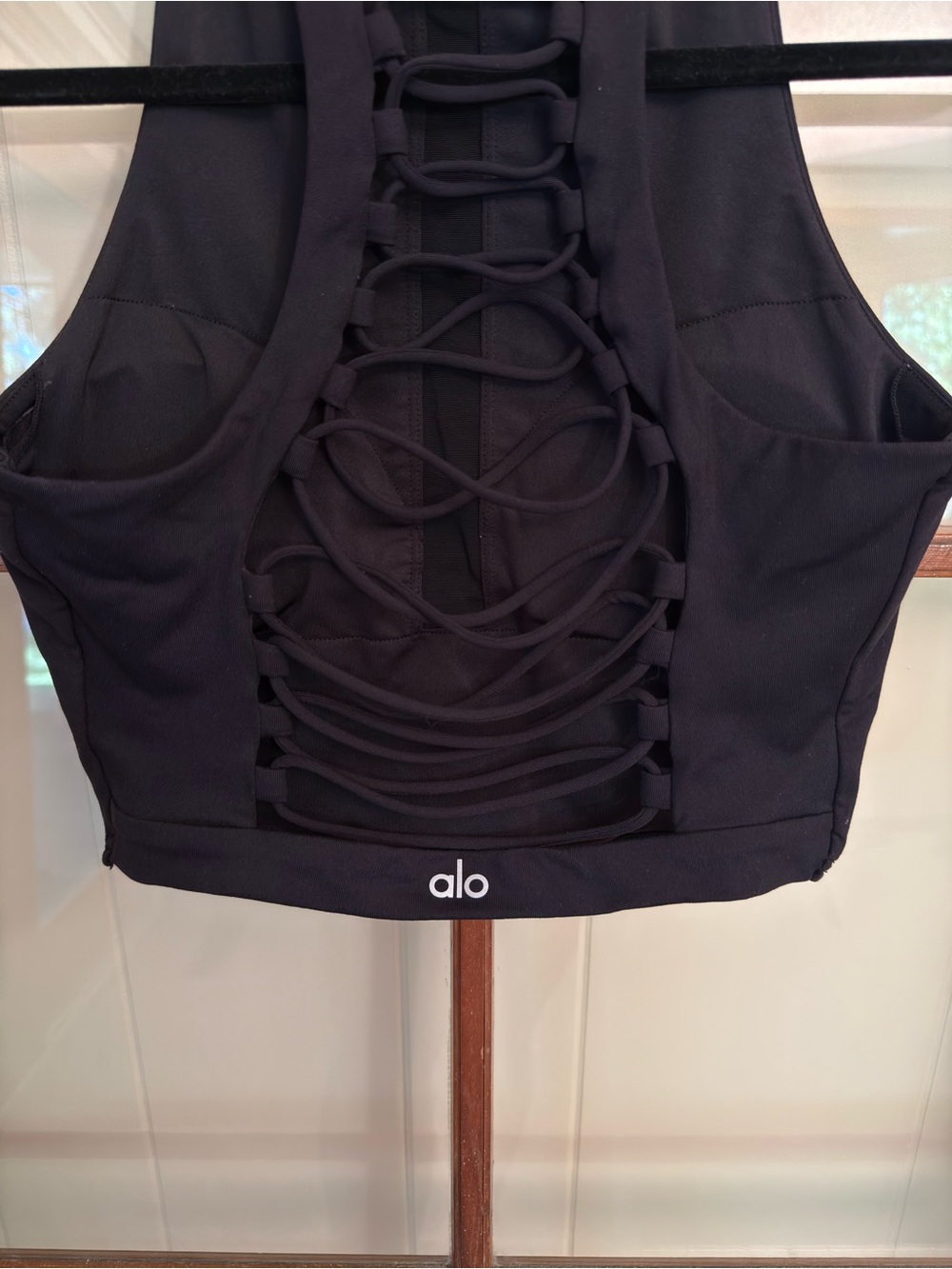 Alo Yoga Black High Neck Lace-Up Back Sports Bra Athleisure Crop Top Size Medium - Picture 5 of 9